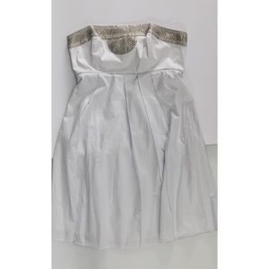 White strapless dress with gold embroidery